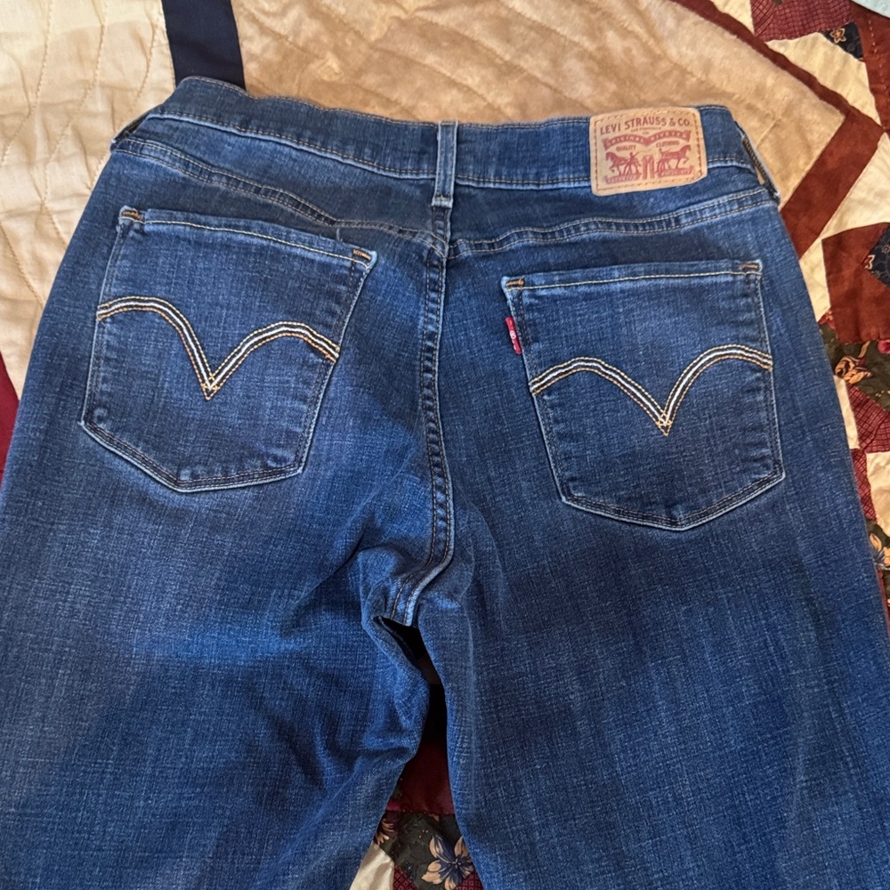 Levi's Women's Dark Blue Boyfriend Jeans with Signature Back Pocket Stitching